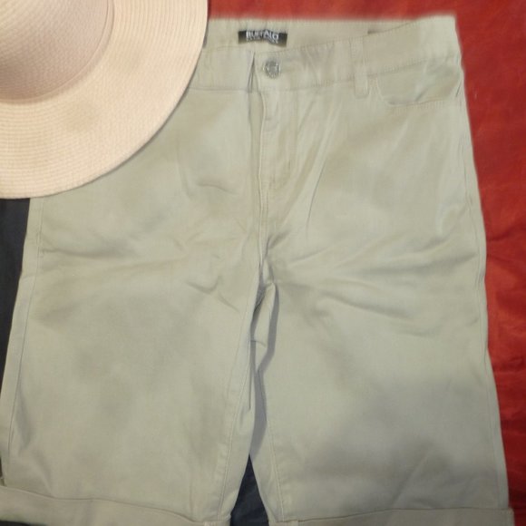 BUFFALO david bitton samuella mid rise bermuda super soft shorts 10/30 new - Picture 2 of 10